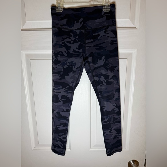 Zyia Active Black Camouflage Leggings-Size2 - Picture 1 of 8